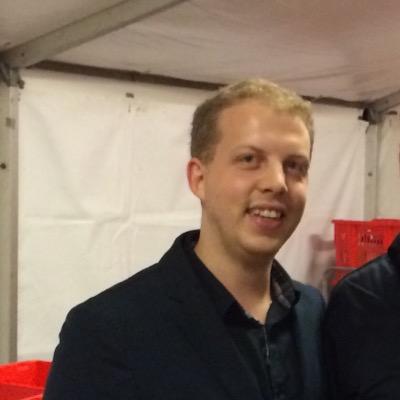 Senior Consultant / Ninja at https://t.co/83oJ62kyDf, with Docker blood running in his veins 🐳