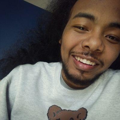 ilivedatlife's profile picture. God, Family, Loyalty.