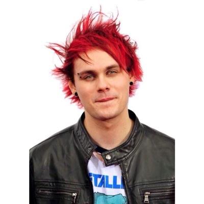 Stay cloudï, cloudï with a chance of caylen ☁️ luke hemmings is the love of my life✨• @veeoneeye • @aarcticmikey