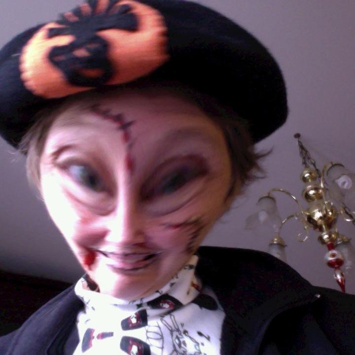 artist, mom, teacher, actress, comedian, earth lover, bird watcher, runner, swimmer, cat lover