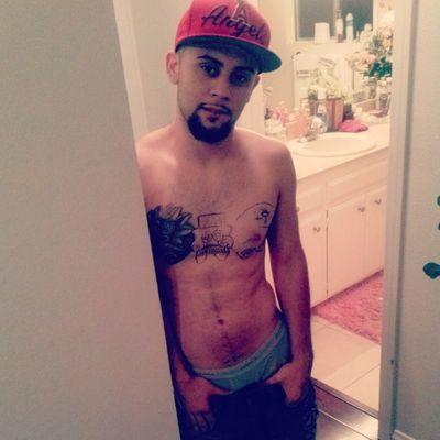 CrumbSniggity's profile picture. Rap Artist