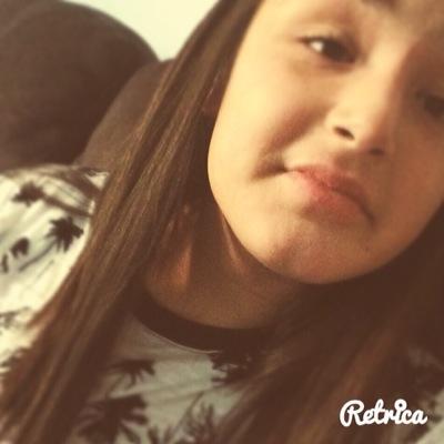 follow me! 
Yulema Ramirez❤️
Justin Bieber.
