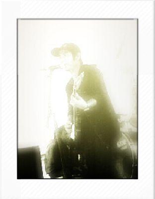 my facebook andhyexs sytha , my pin bbm 51B41281 , musik is my live , n my inspirasi.