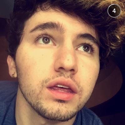 just dm me and we can trade. I have 100+ snapchats of celebs and semicelebs