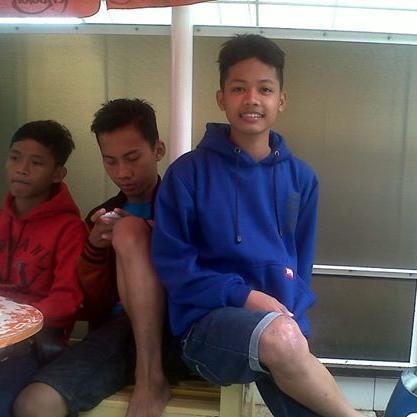 Hanif_Doy's profile picture. Cinta Adalah Anugrah Terindah Dari Tuhan :D
@hanif_zhafarkro
KILLING ME INSIDE
Onad