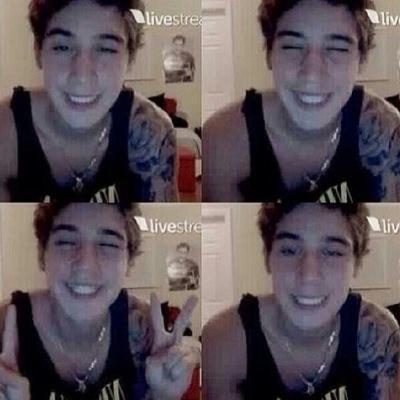 ❅my idea of a perfect christmas is to spend it with jai brooks❅
