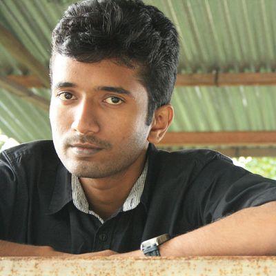 An engineer by degree. Loves Travel, Movies, and Food.