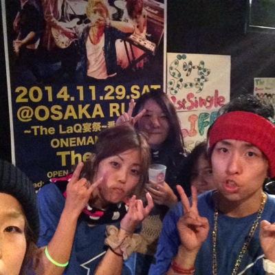 saucyDogのツアーでのスタッフやってます。スタッフのお手伝いも声かけていただければいきます！スタッフ(裏方)して5年になります照明やってます。Ba少しだけですができます。年に一回イベントしています。今年も熱いイベントできたらなと思っています