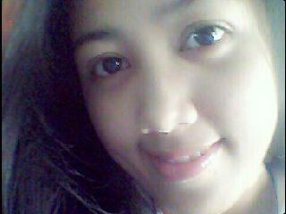 Jadi bidan profesional :)