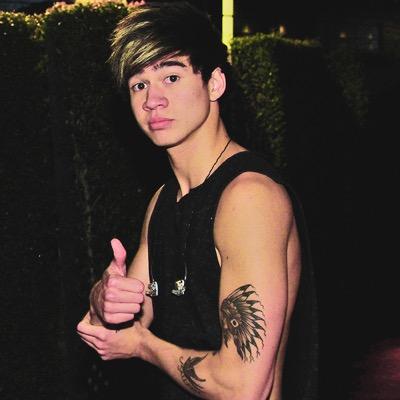 cloudmeIrwin's profile picture. Love 4 idiots