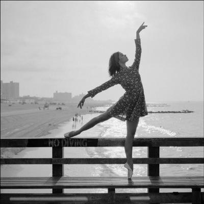 Dacer26Dancer's profile picture. it isn't as easy as it looks~