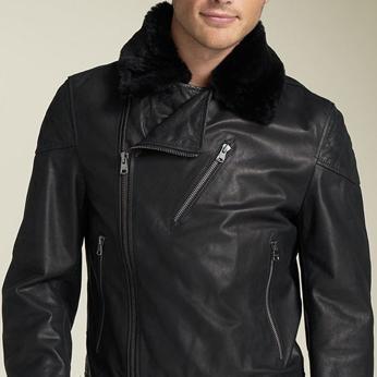 MarkWoodness's profile picture. I love the great outdoors and everything about nature. Carpenter by profession, Sales Professional, and DIY expert! I'll show you how to build anything by hand!