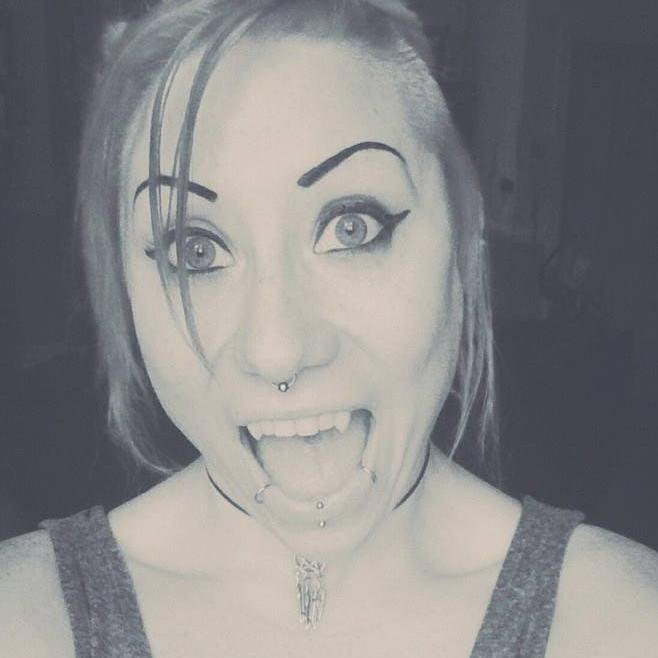 Alt. Model, dancer and all round crazy person