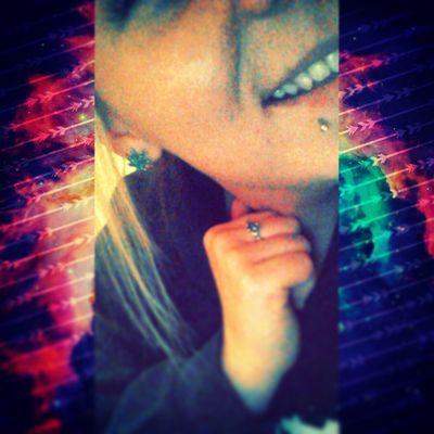 imastoner_3's profile picture. Ashleigh Marie. 
 Business Management.
On the path to success.
LetGo&LetGod.☝
if youre worrying pray, if youre praying, why worry?