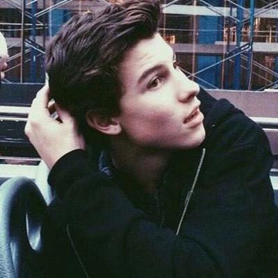 @mattsboss just gave you a free follow/positive reminder so go follow her :)