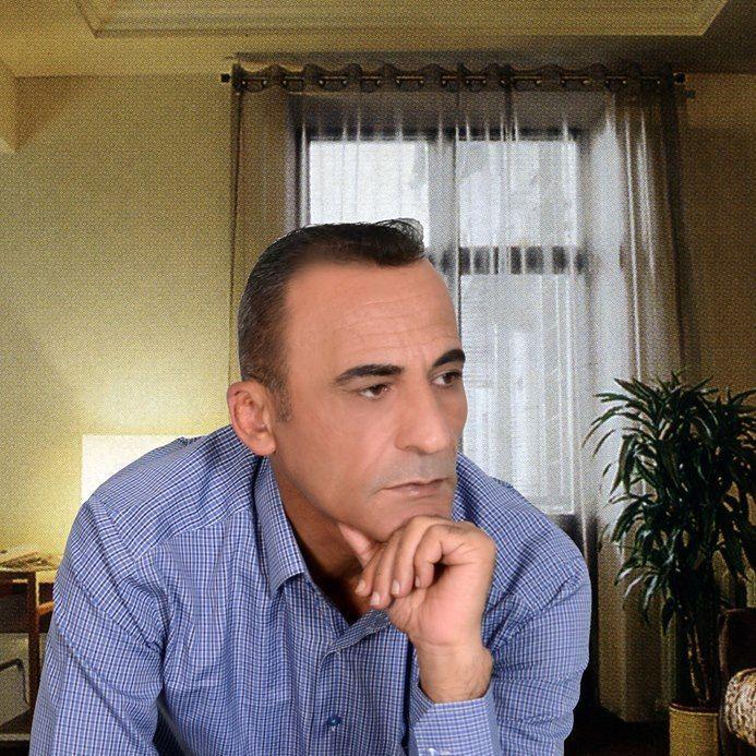 mus_dare's profile picture. مواطن عربي مغلوب على أمره , 
كاتب ومدون وناشط سياسي