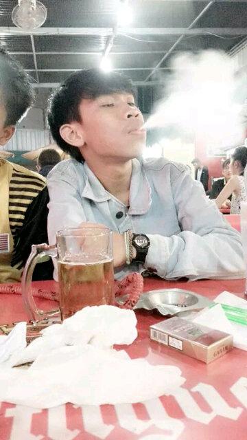 RizalAbdullah27's profile picture. Bagaimana bisa aku takut akan kemiskinan sedangkan aku punya Tuhan Yang Maha Kaya