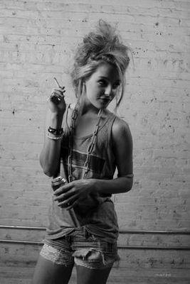 Dis moi ce que tu penses...au lieu de parler dans mon dos...
Live your dreams 3