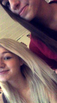Caro      Patrick 26.11.14  15years Leb dei Lebn oda ge di glei vagrobn.! Tjah... Follow4Follow Bitchezz ---- kiss bæ