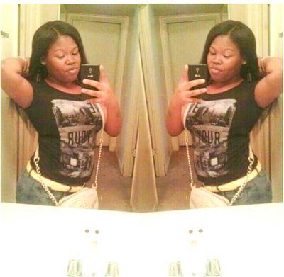 wonder what make em' hate on me my heart made of gold✨