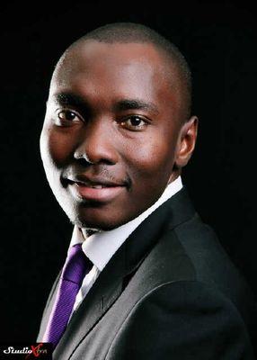 Manager of global fixed income portfolio managers, interested in developed & emerging markets. CFA Charterholder.