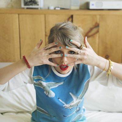 my stockholm syndrome in your room