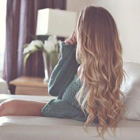 aromaary's profile picture. Everything that kills me makes me feel alive.