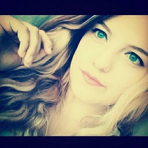 i love to sing.much love for family and friends.   STAY STRONG&BELIVE