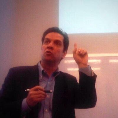 Política no politiquera. Merecemos un mundo mejor, un país mejor. Opiniones personales que no comprometen a nadie más. Aprendizaje colectivo.