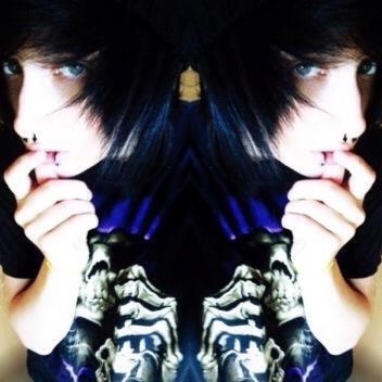 looking for a daddy | submissive | 16 | single