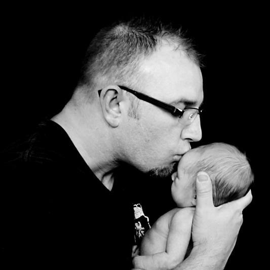 BHenderson77's profile picture. 