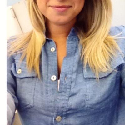 Live in paradise - absolutely love baseball - young teacher - blonde problems