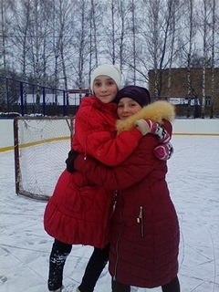 gorbunova070220's profile picture. Хочю что-бы война на Украине по скорее кончилась и вобще я хочю домой на родину(