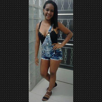 Bom sou humilde ' faço meu Dia vale apena com as minhas atitudes ' minha menta é 8 ou 80 . odeio falsidade e falo na cara quando tenho qe falar '