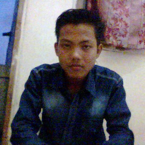 RioAnggara112's profile picture. 