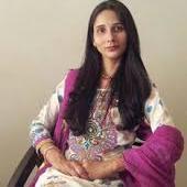 Traveler,Reads selectively.Passionate about entertainment media & education industry