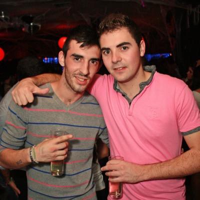 ciinco calles he cruzado, seiis con el callejon, solo me falta uno para llegar a tu corazon