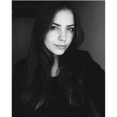 larissatoren_'s profile picture. 