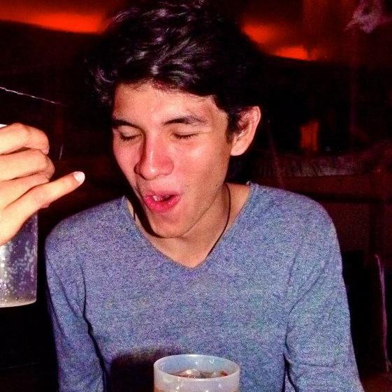 RicadAlva's profile picture. 