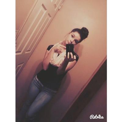 omfg_bubbles's profile picture. i looked at him as a friend until i realized i loved him.