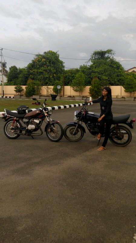 FahlevieArien's profile picture. I'm just a ordinary person is not free from mistakes, but i always to try to show my strengths to cover my lack of | Chocholate addict