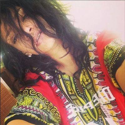 #nian #delena Kat replied and follows; Olga follows; Michael M. replied twice ♥  RIHANNA IS BAE ♥