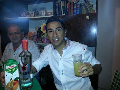 reyvaj_18's profile picture. 