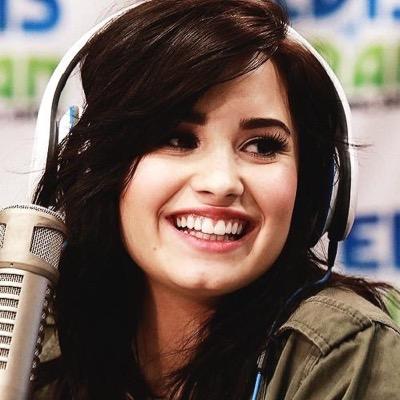 letitgolovato_'s profile picture. demi is life