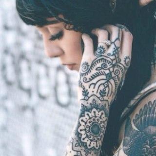 17, art, bands. sws, om&m, ptv, bvb, cte, miw, saywecanfly, & lots more. life will never put you through more than you can handle right? i fb. #RESTORINGFORCE