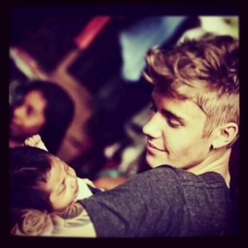@justinbieber Is My World- Belieber Desde 2010- BT 24/10/13! ILYSM3