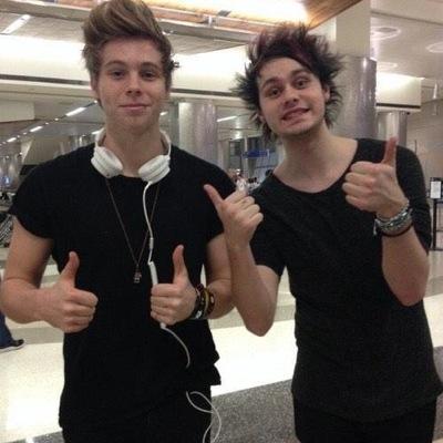 please follow @cdizzleshair cuz she is awesome and just made a new account(which is that one):)