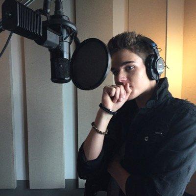 Singer and Athlete. I'm the captain of almost every sport at Iridium High! {Not Nick, he's @NickMerico}