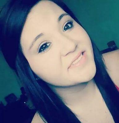 hmcwethy90's profile picture. Keep your head high and your middle finger higher❤