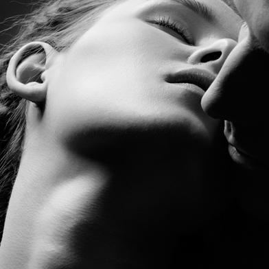 Blogger of TheOpenGuide with relationship advice for ethical non-monogamy. Follow for blog updates and advice on swinging, open relationships, and polyamory.